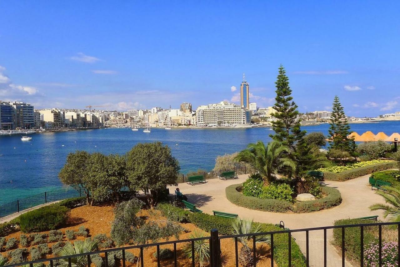 Gorgeous Apartment With Terrace In Fort Cambridge, Pool Слима Экстерьер фото